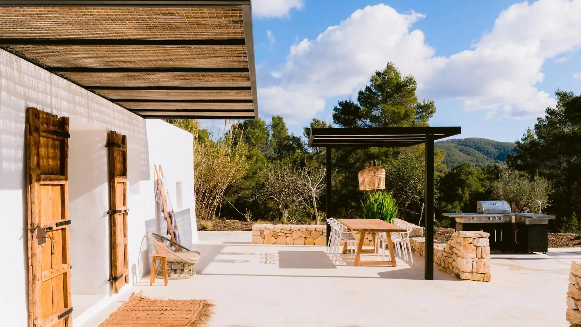 Villa Es Pujolet Renovada 100 Porcien Un Refugio De Paz En El Corazon De Ibiza Piscina Ac Diseno Tranquilidad El Verdadero Ibiza Sant Joan De Labritja