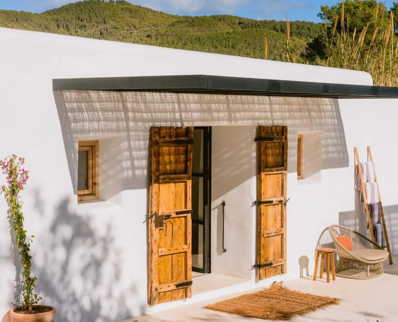 Villa Es Pujolet Renovada 100 Porcien Un Refugio De Paz En El Corazon De Ibiza Piscina Ac Diseno Tranquilidad El Verdadero Ibiza Sant Joan De Labritja Španělsko