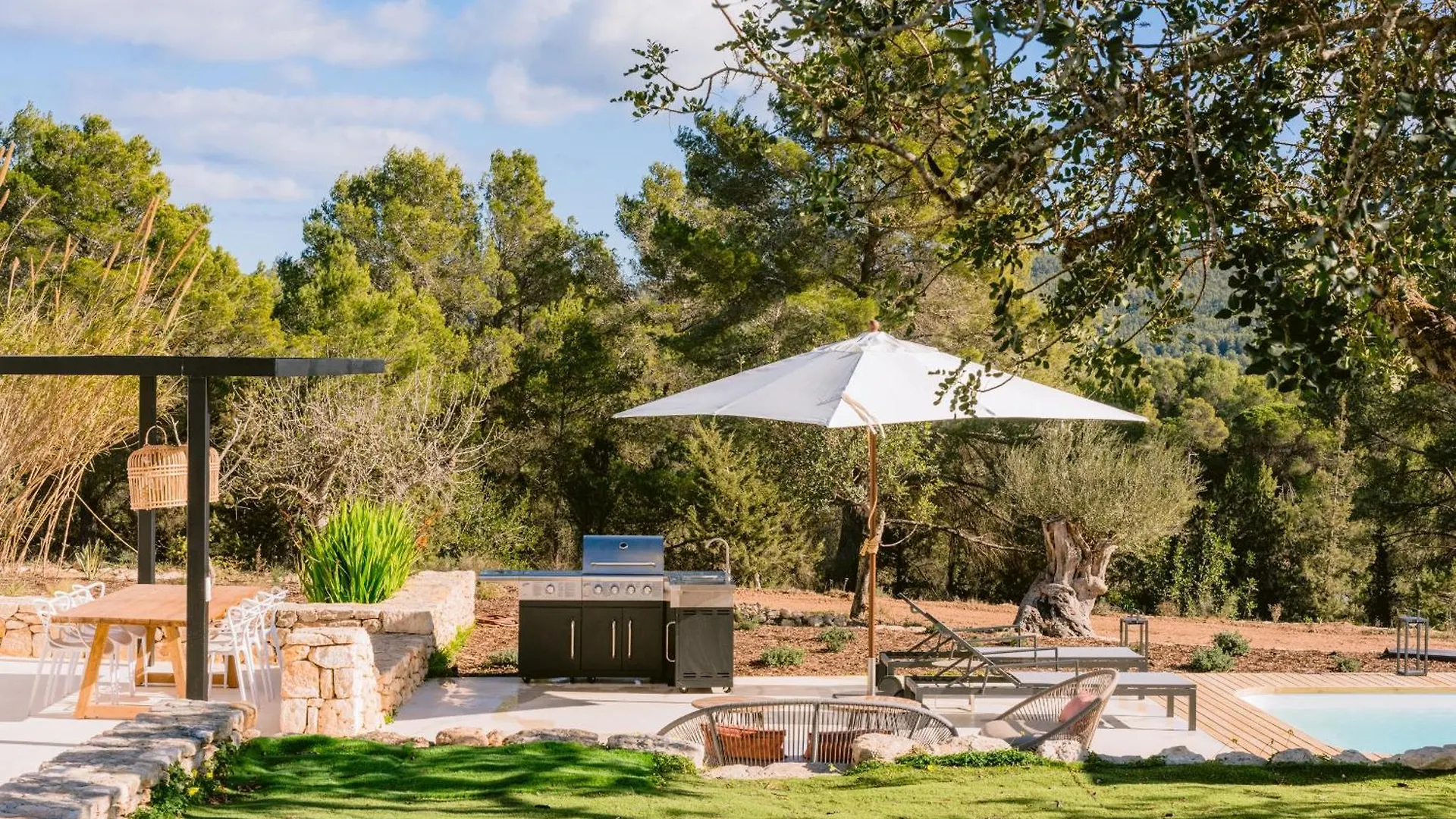Villa Es Pujolet Renovada 100 Porcien Un Refugio De Paz En El Corazon De Ibiza Piscina Ac Diseno Tranquilidad El Verdadero Ibiza Sant Joan De Labritja