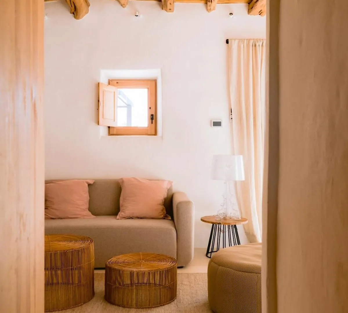 Villa Es Pujolet Renovada 100 Porcien Un Refugio De Paz En El Corazon De Ibiza Piscina Ac Diseno Tranquilidad El Verdadero Ibiza Sant Joan De Labritja 0*,